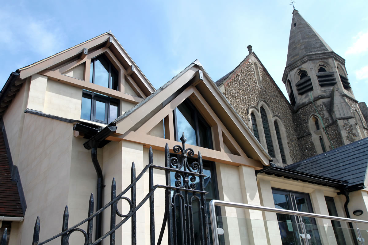 Edgar Taylor | Holy Trinity Church, Walton, Aylesbury, Buckinghamshire