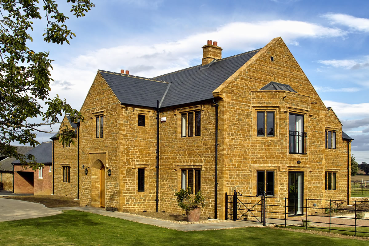 Roughmoor Grounds, Whilton, Northamptonshire