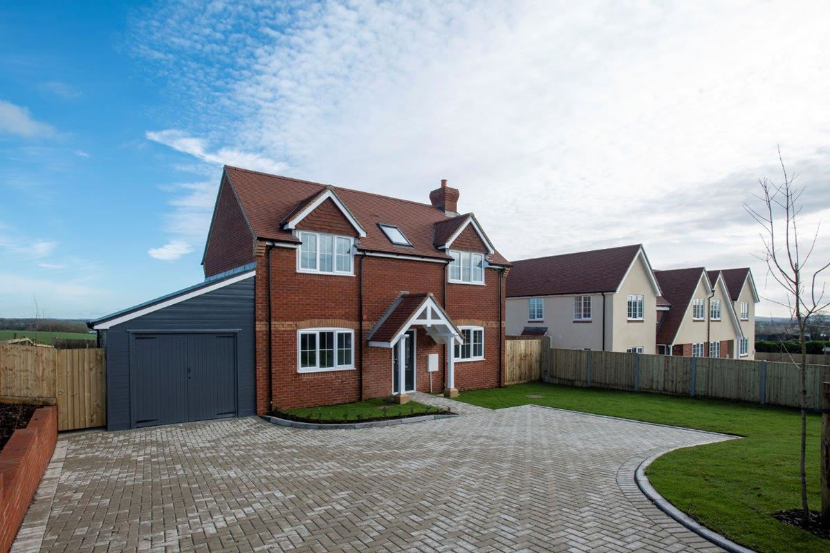 Edgar Taylor | Winchendon Road, Chearsley, Buckinghamshire